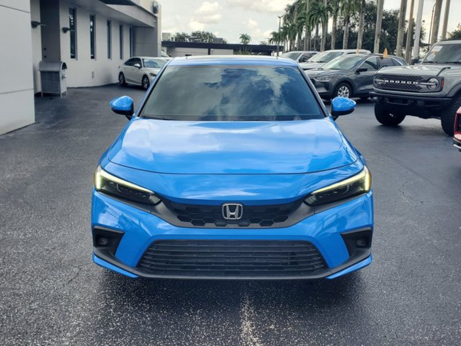 Used 2022 Honda Civic Sport Touring image 2