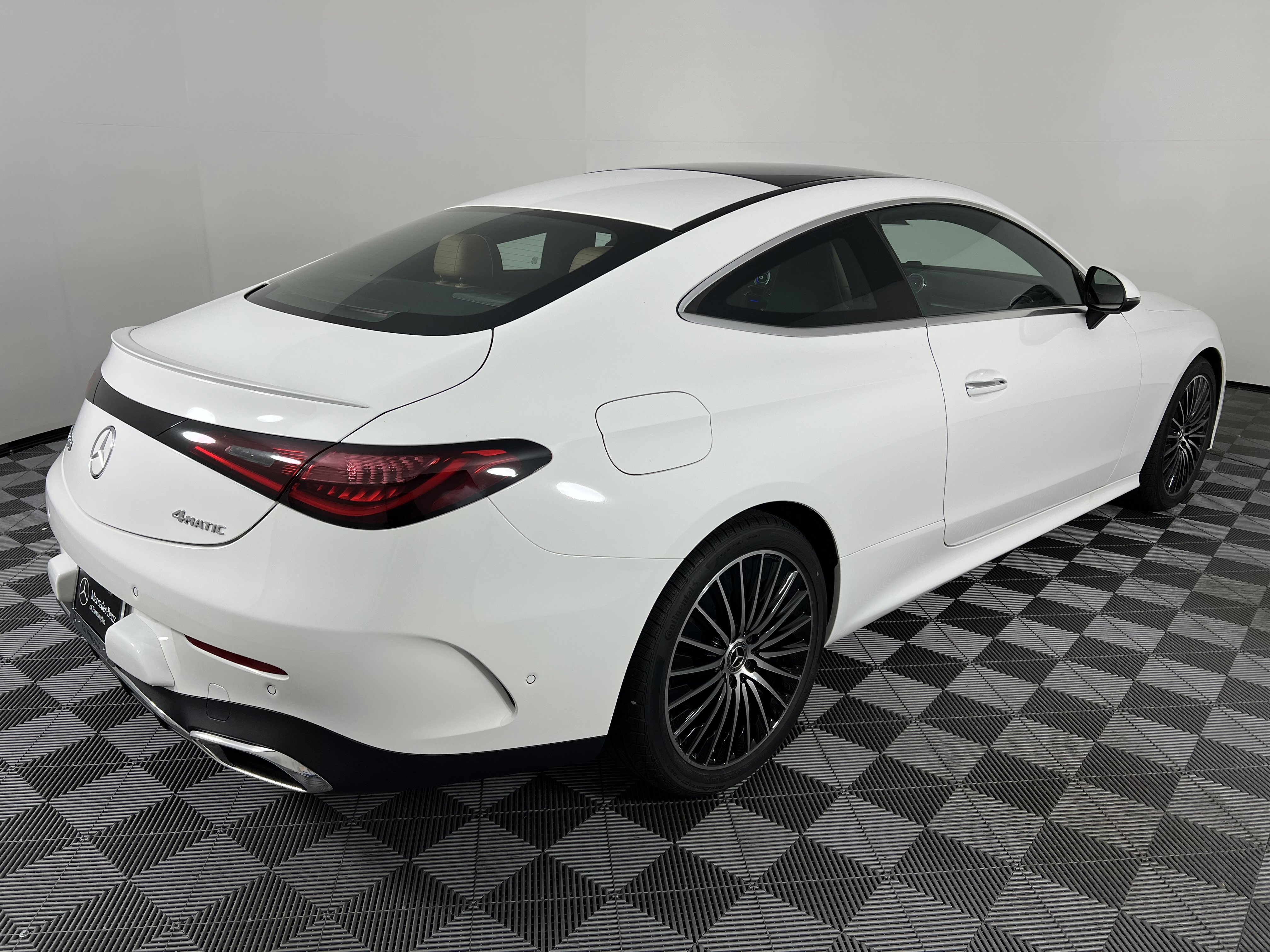Used 2025 Mercedes-Benz CLE 300 4MATIC Coupe image 12