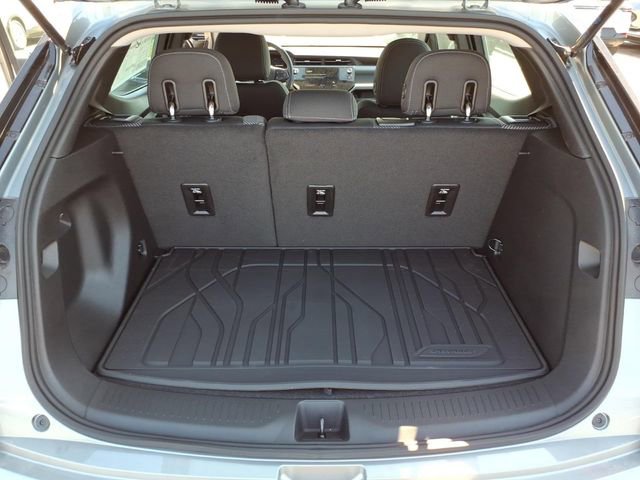 New 2027 Chevrolet Bolt LT w/ Comfort Package FWD image 10