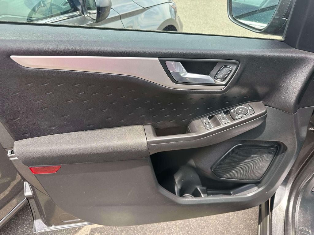 Used 2020 Ford Escape SE AWD/4WD image 16