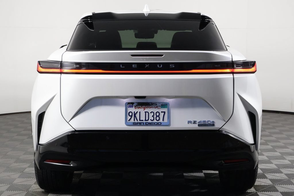 Certified 2023 Lexus RZ 450e Premium w/ Technology Package AWD/4WD image 5