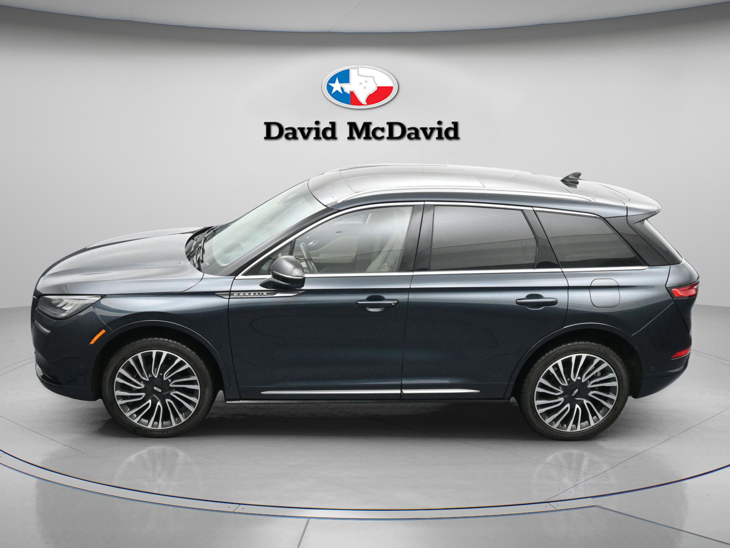 Used 2022 Lincoln Corsair Reserve w/ Equipment Group 201A AWD/4WD image 38