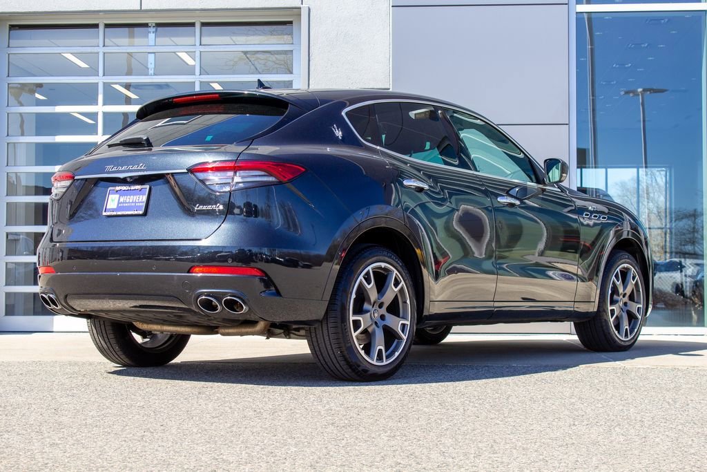 Used 2023 Maserati Levante GT image 10
