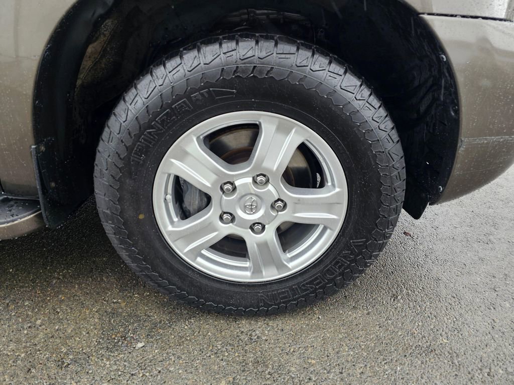 Used 2008 Toyota Sequoia Limited AWD/4WD image 9