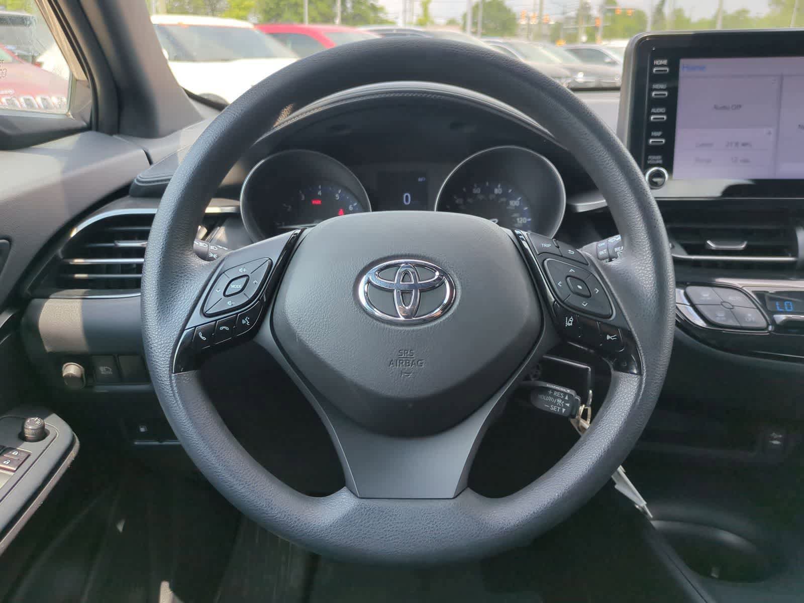 Used 2019 Toyota C-HR LE FWD image 21