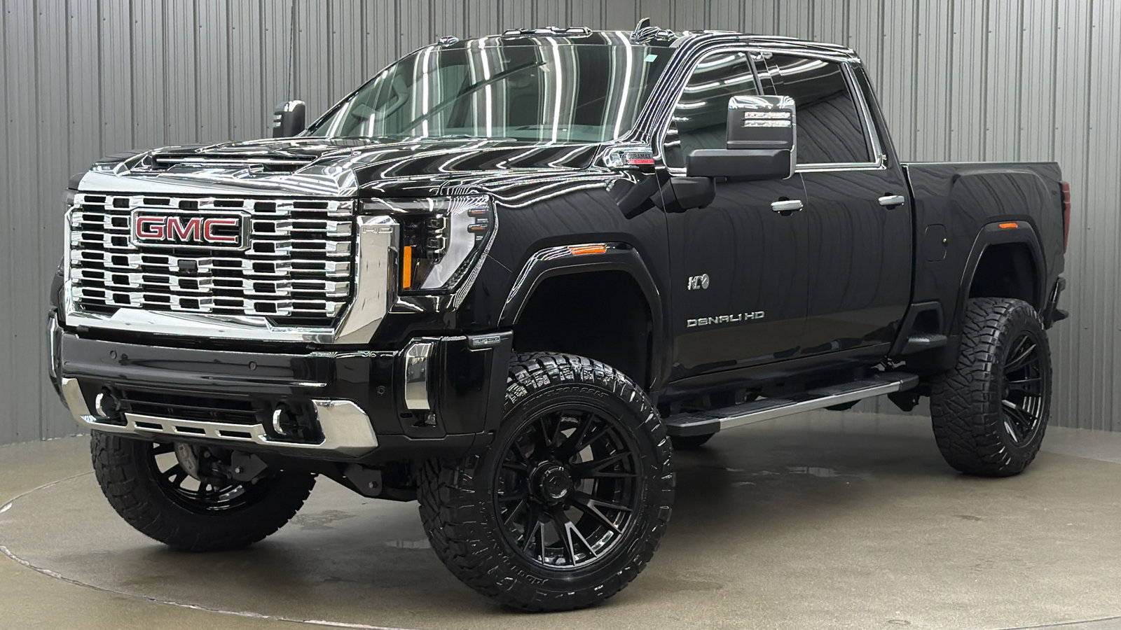 Used 2026 GMC Sierra 3500 Denali w/ Denali Reserve Package