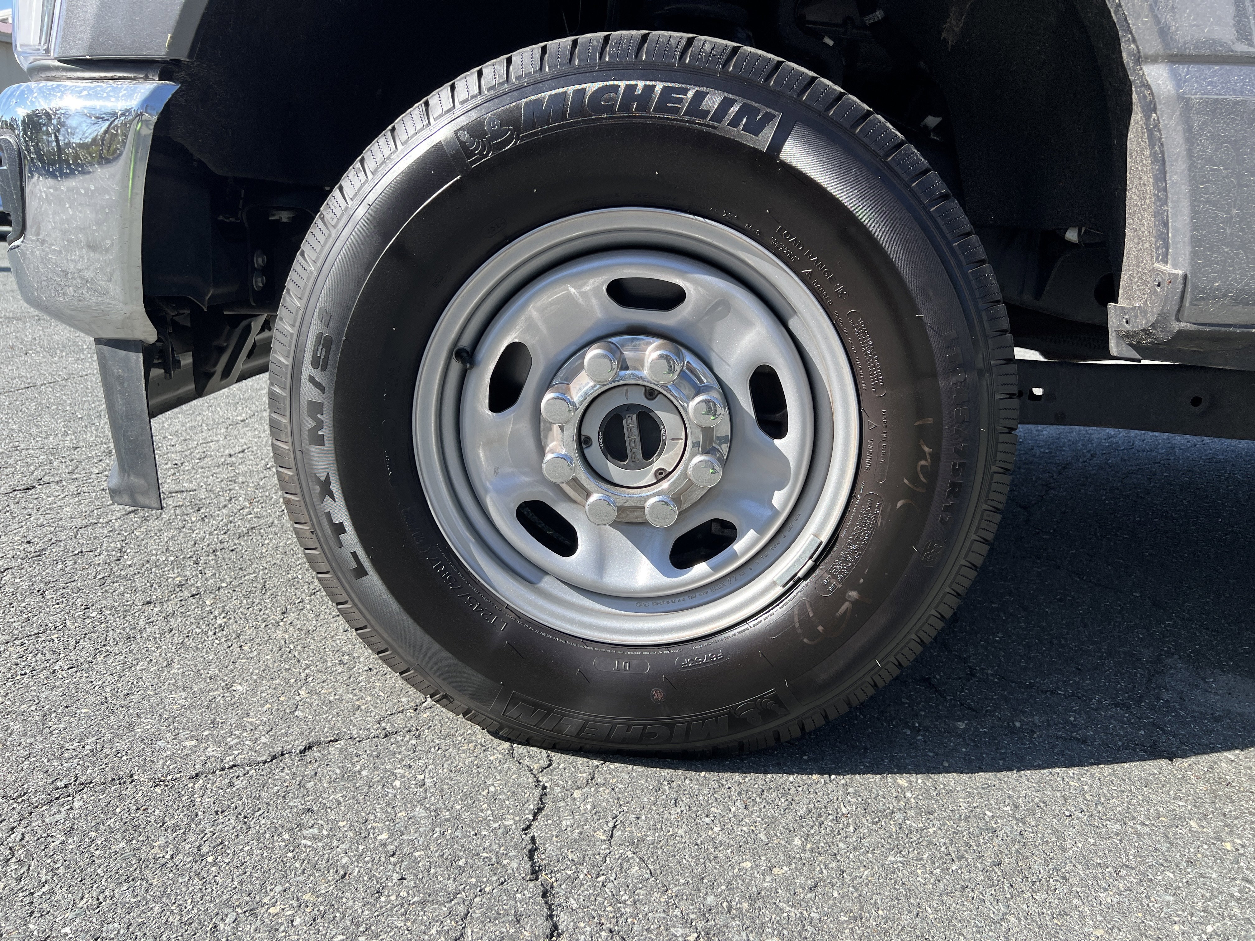 Used 2024 Ford F350 XL image 8