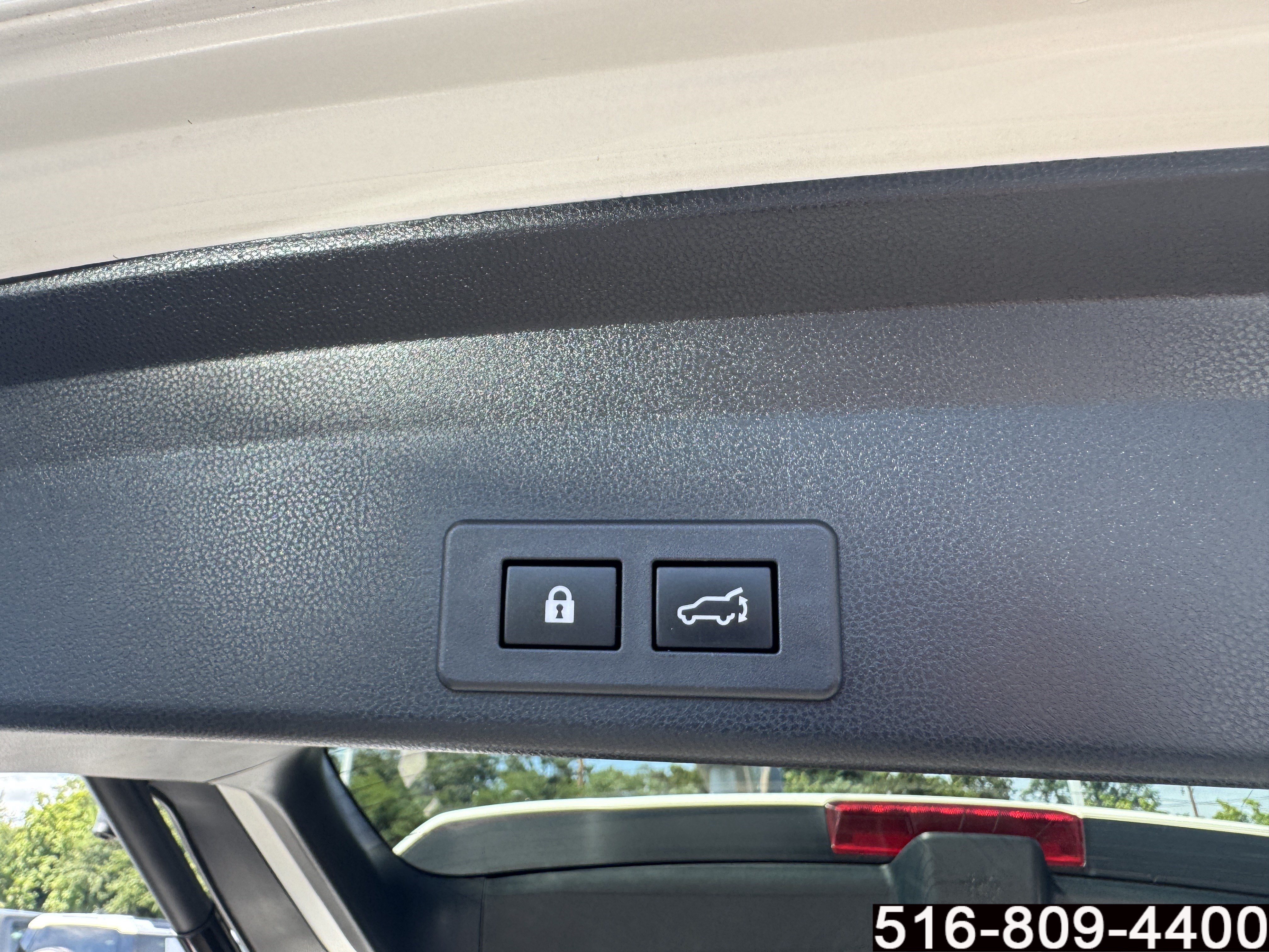 Used 2020 Subaru Ascent Touring AWD/4WD image 37