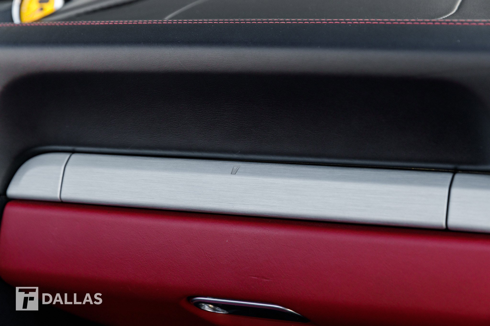 Used 2017 Porsche 911 Turbo S image 39