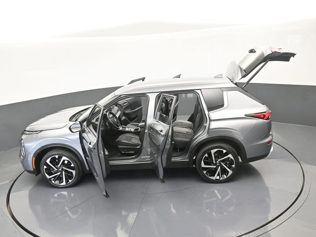 Used 2022 Mitsubishi Outlander SE image 68