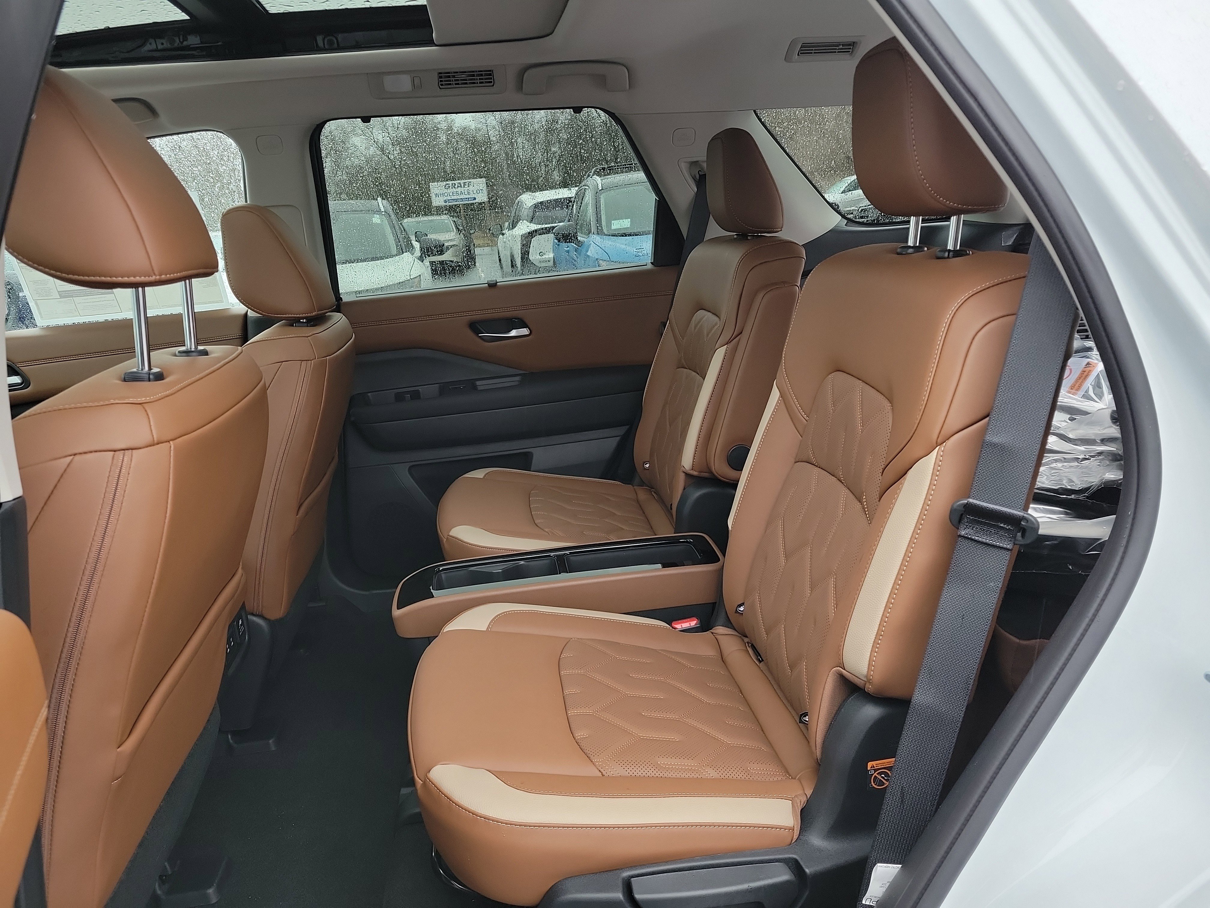 New 2026 Nissan Pathfinder Platinum image 27