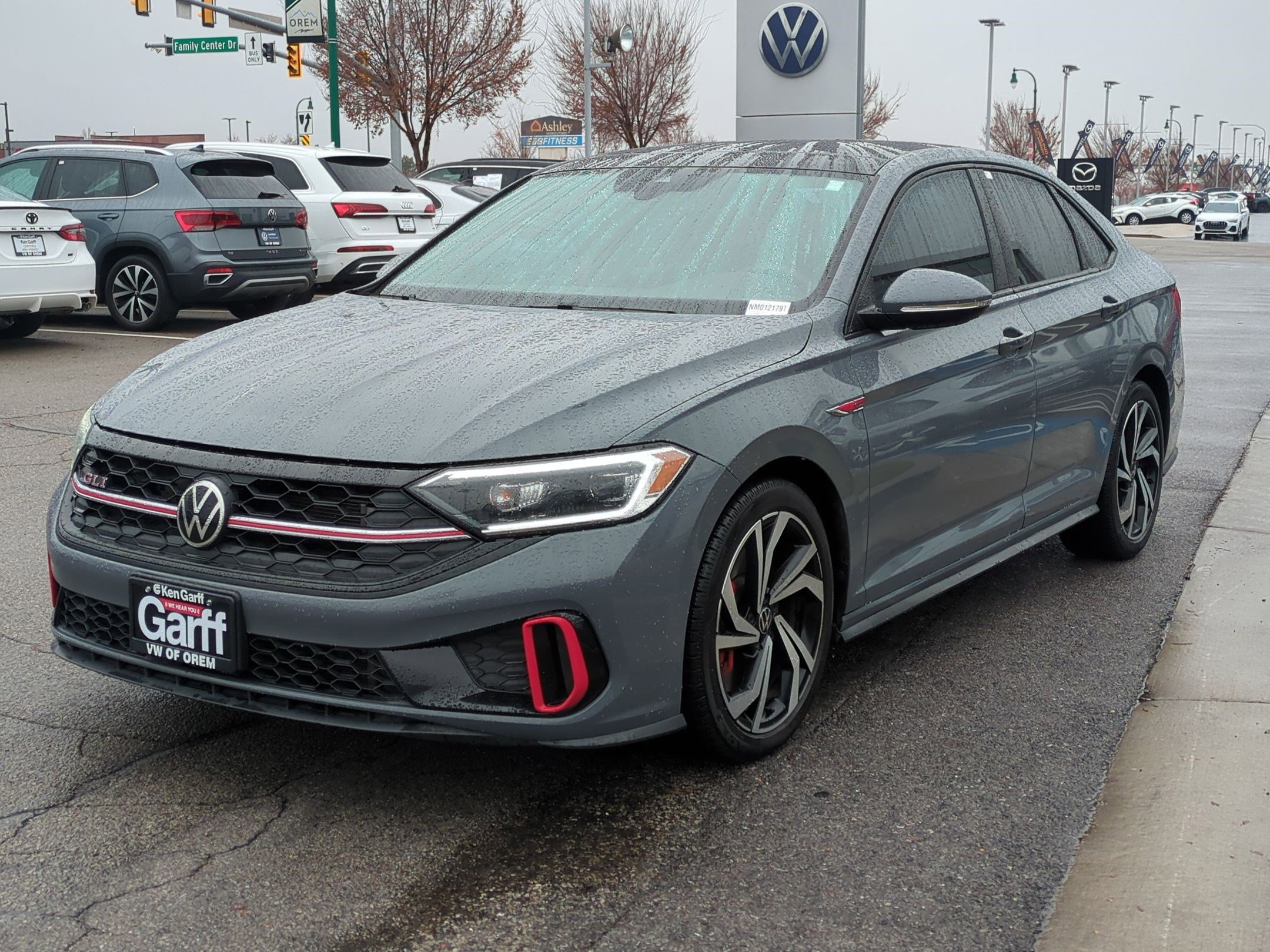 Used 2022 Volkswagen Jetta GLI Autobahn image 10
