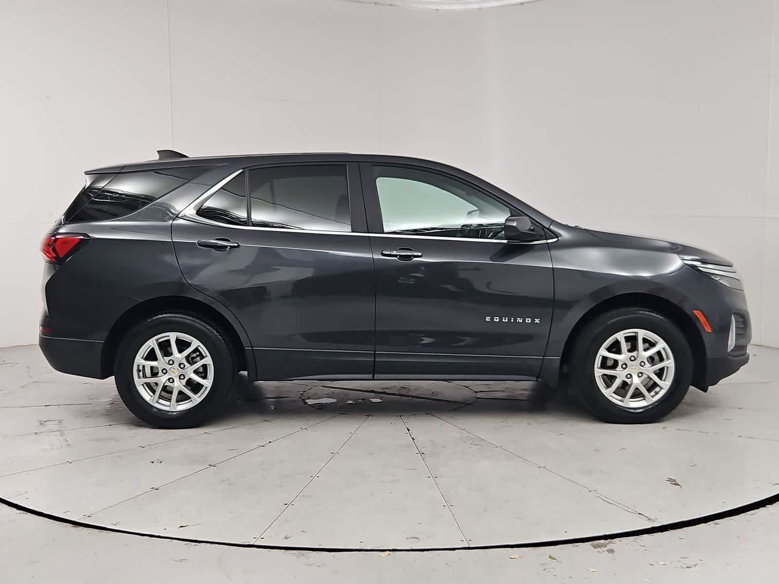 Used 2022 Chevrolet Equinox LT AWD/4WD image 7