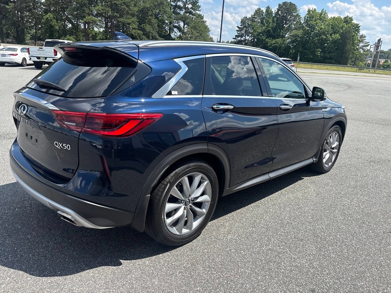 Used 2020 INFINITI QX50 Luxe w/ Navigation Package AWD/4WD image 8