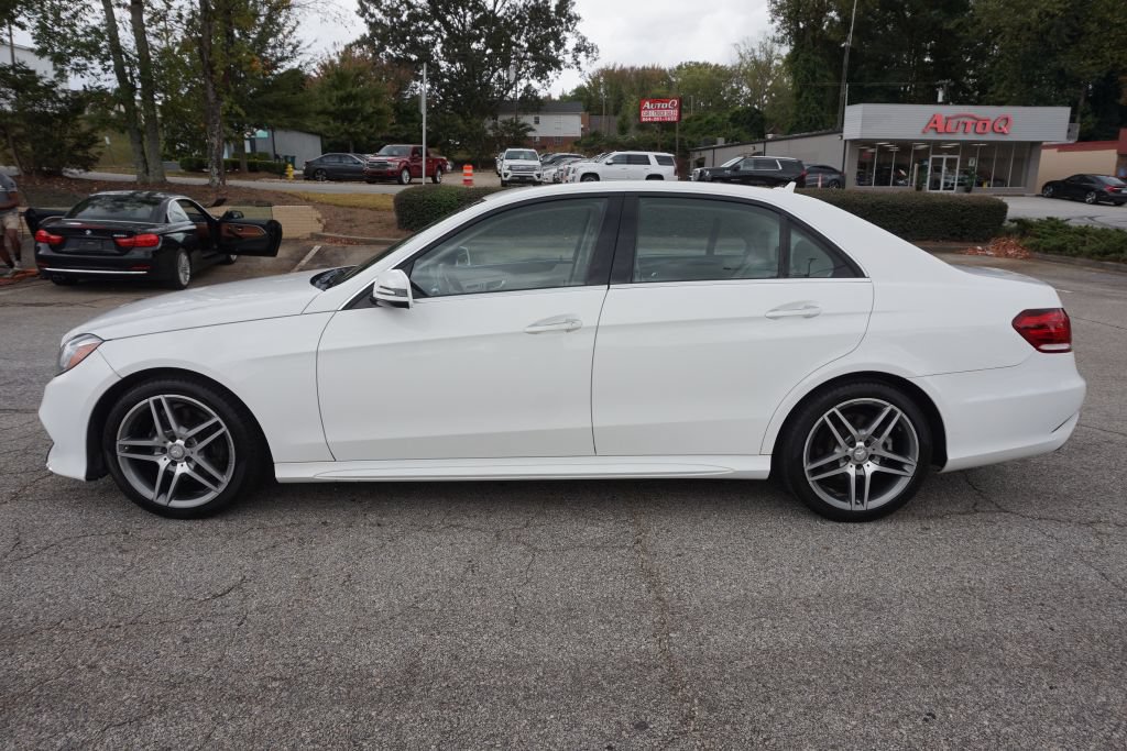 Used 2015 Mercedes-Benz E 350 Sedan image 2