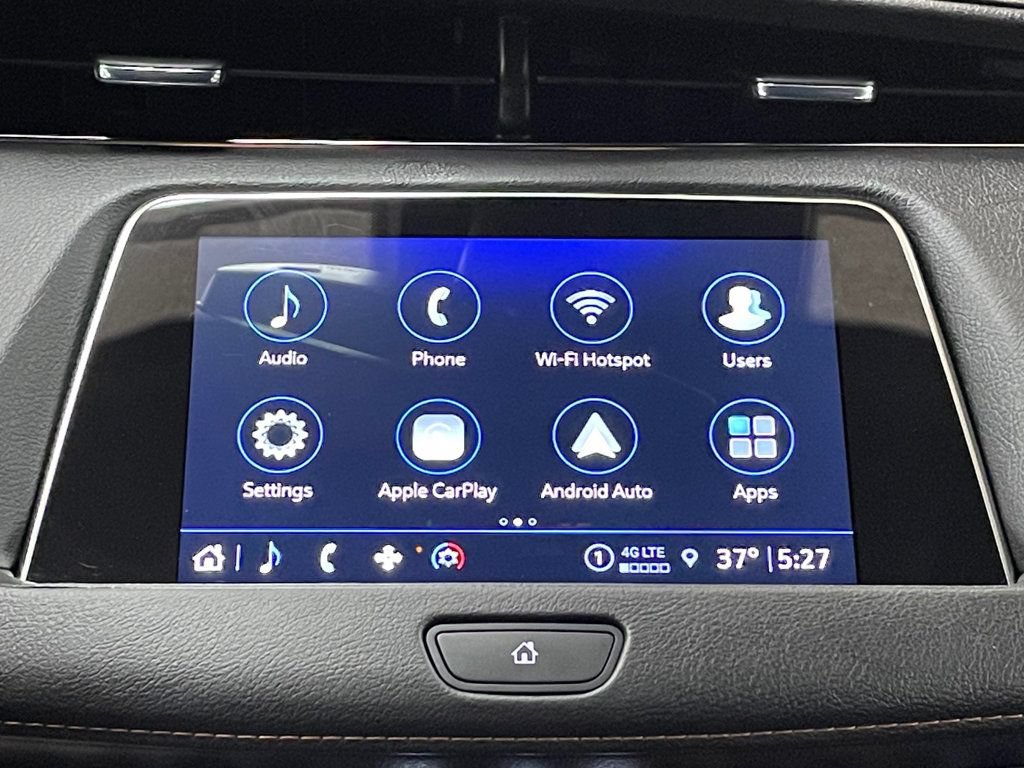 Used 2023 Cadillac XT4 Sport w/ Cold Weather Package AWD/4WD image 29
