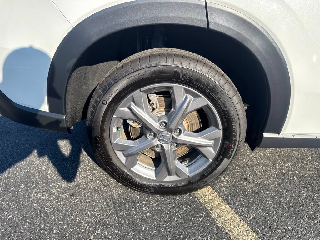 Certified 2026 Honda HR-V LX image 13