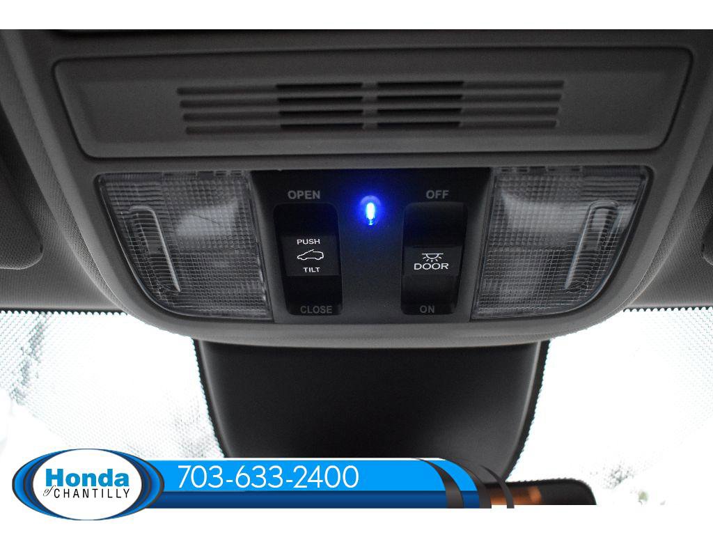 New 2026 Honda Odyssey Touring image 19