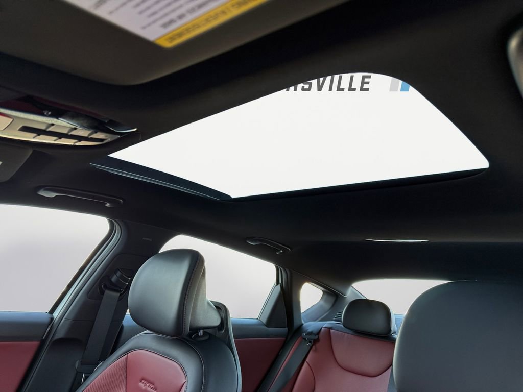 New 2025 Kia K4 GT-Line Turbo image 17