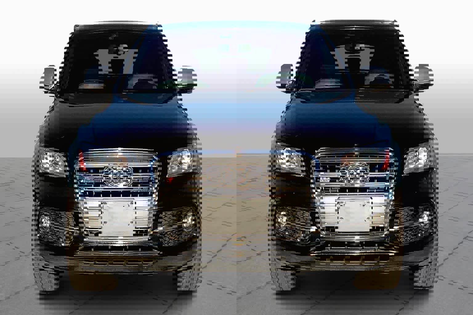 Used 2014 Audi SQ5 Prestige w/ Prestige Package image 4