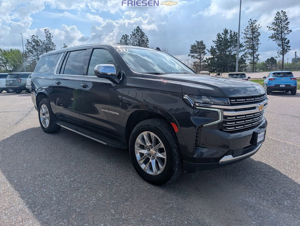 Used 2023 Chevrolet Suburban Premier AWD/4WD image 7