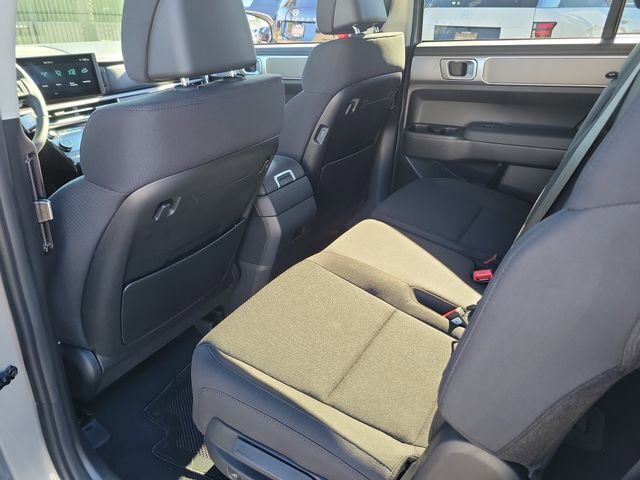 New 2026 Hyundai Santa Fe SE image 15