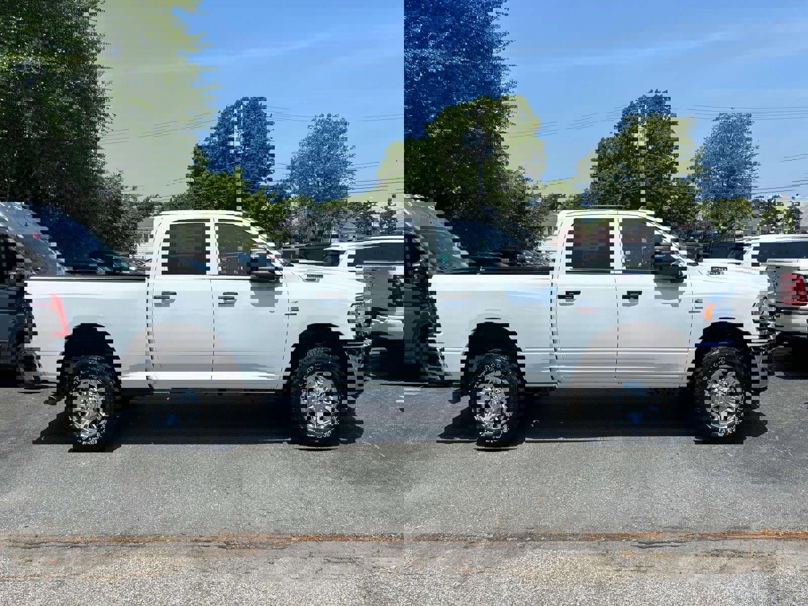 Used 2024 RAM 2500 Tradesman w/ Chrome Appearance Group image 2