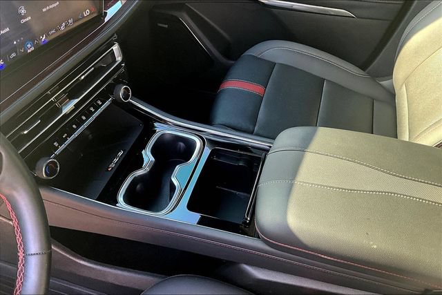 Used 2025 Chevrolet Traverse RS w/ LPO, Floor Liner Package FWD image 18