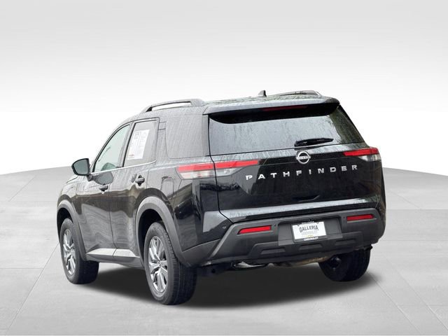 Used 2025 Nissan Pathfinder SV FWD image 6