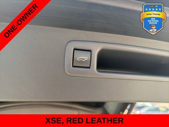 Used 2023 Toyota Highlander XSE image 16