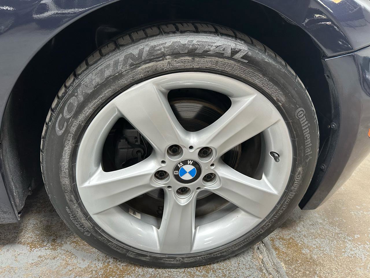Used 2005 BMW Z4 3.0i image 18