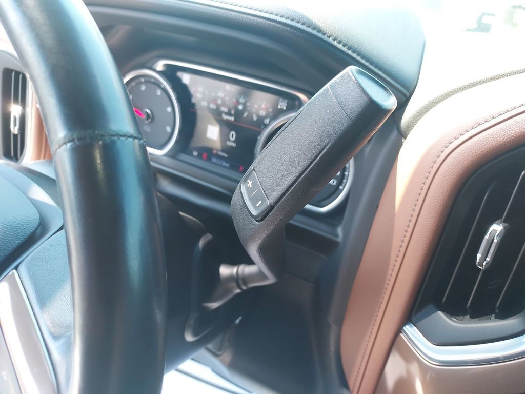 Used 2022 Chevrolet Silverado 3500 High Country image 26