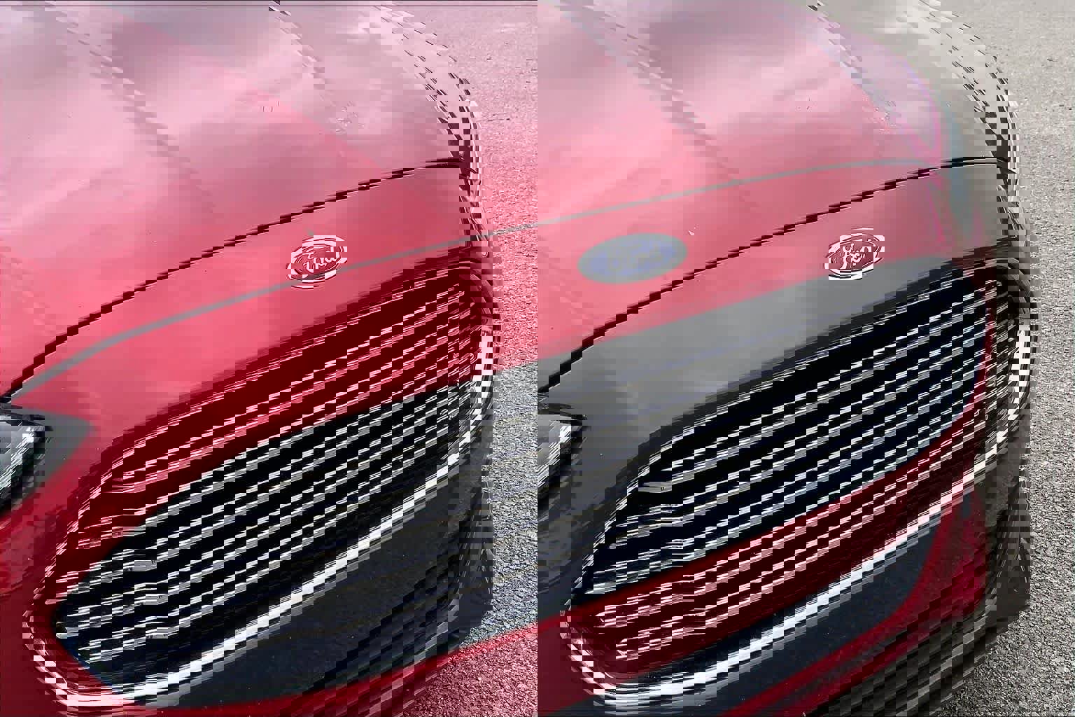 Used 2015 Ford Fusion SE FWD image 30