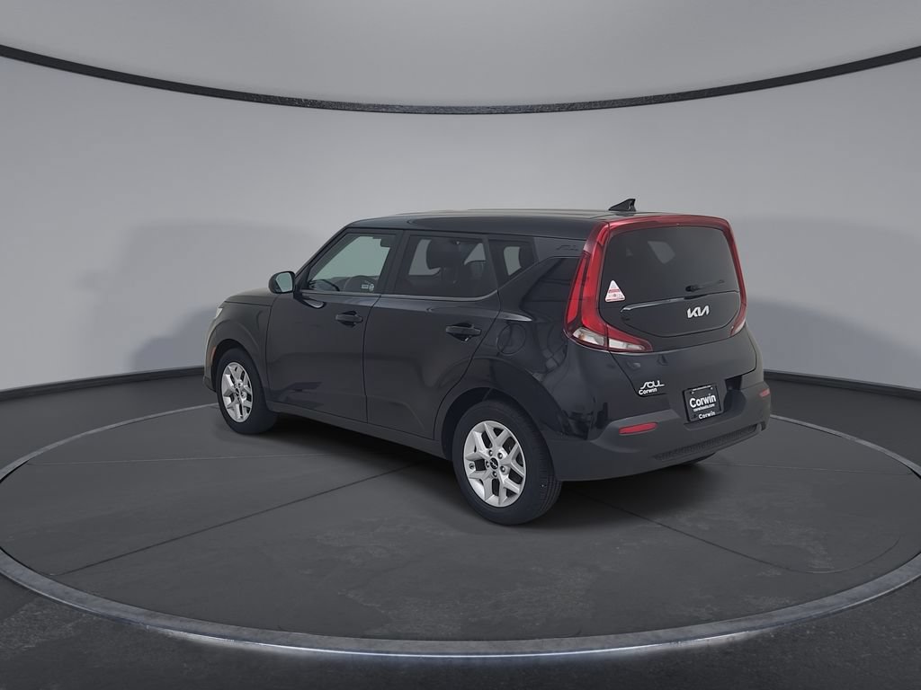 Used 2022 Kia Soul LX w/ Technology Package FWD image 12