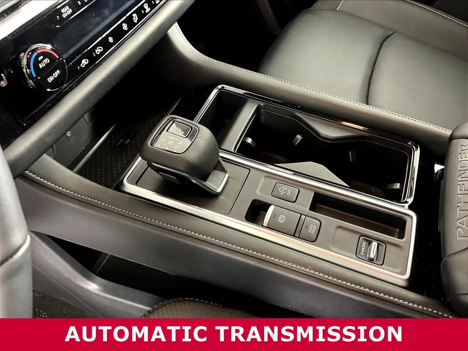 Certified 2025 Nissan Pathfinder SL FWD image 17
