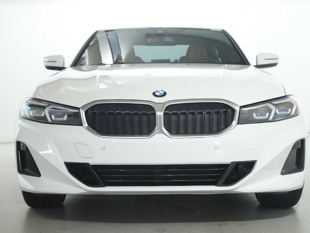 Used 2023 BMW 330i xDrive Sedan w/ Premium Package AWD/4WD image 6