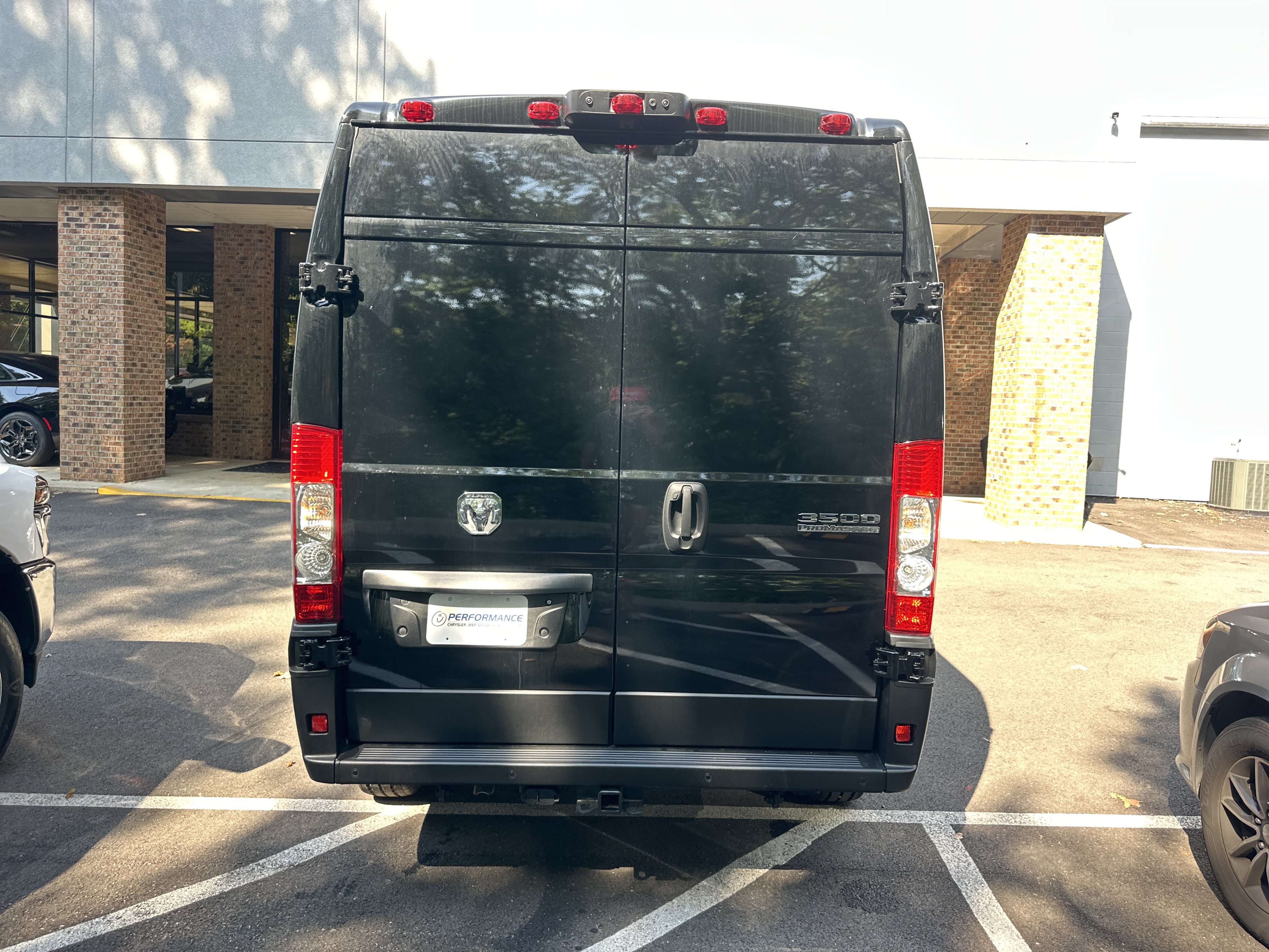 New 2026 RAM ProMaster 3500 w/ Premium Convenience Group FWD image 18