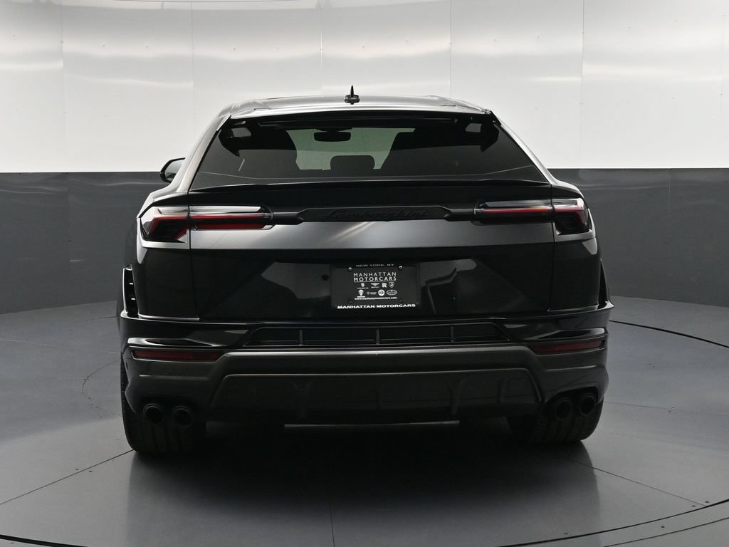 Used 2024 Lamborghini Urus Performante AWD/4WD image 7