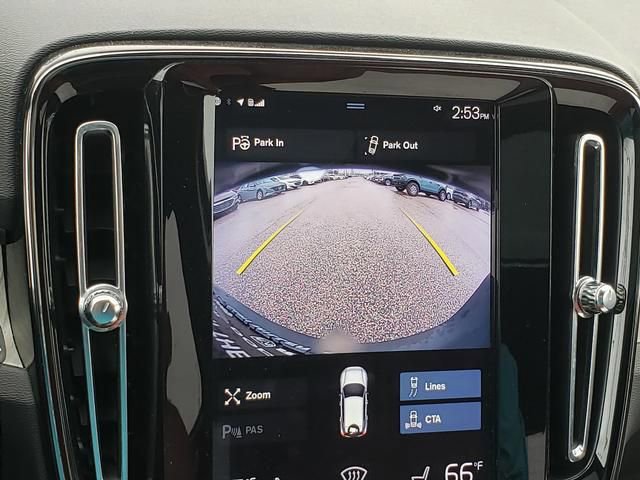 Used 2019 Volvo XC40 T4 Inscription image 29