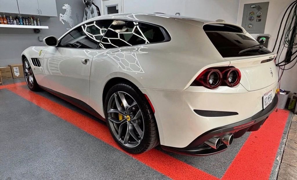 Used 2020 Ferrari GTC4Lusso T RWD image 2