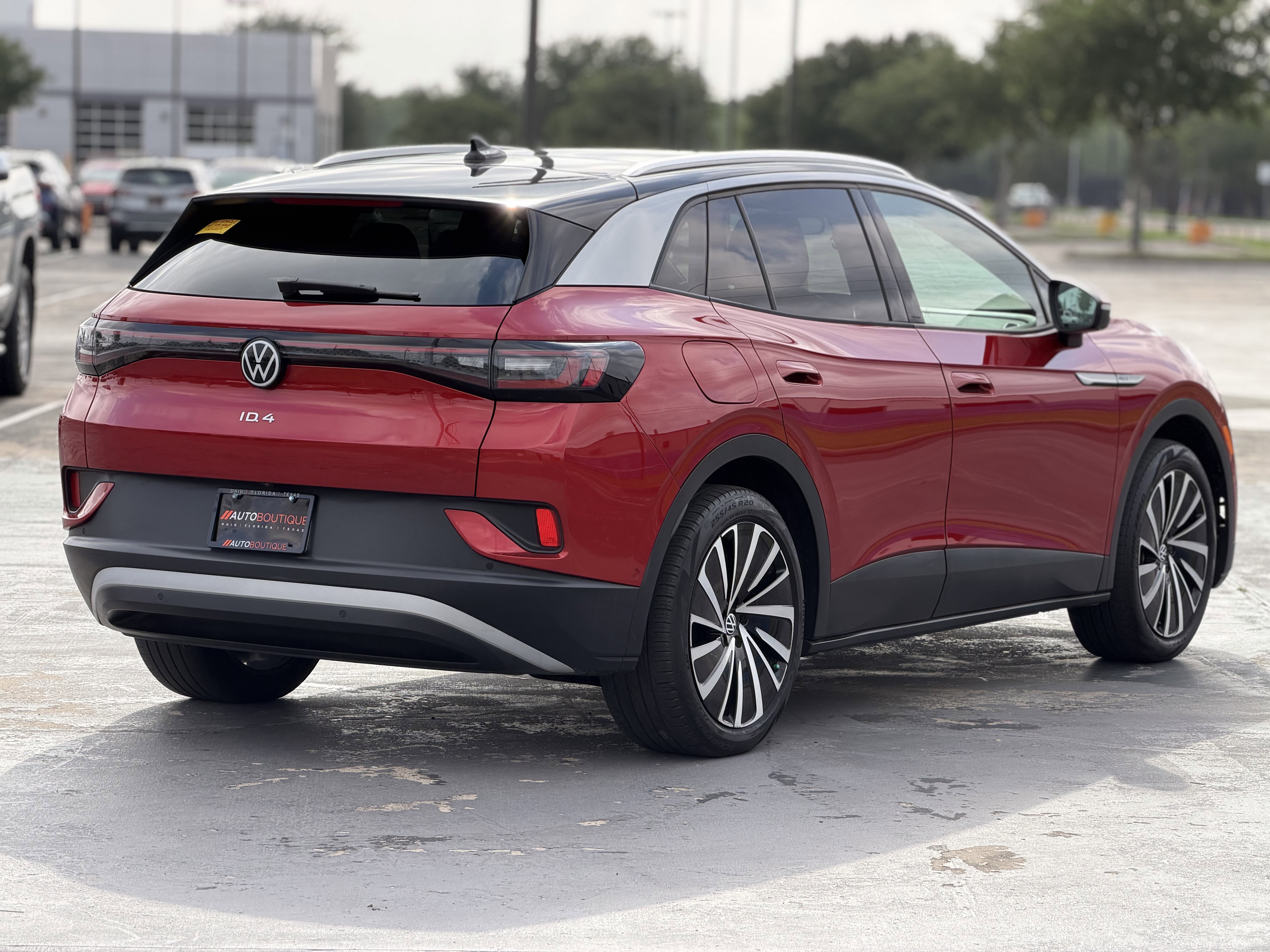 Used 2023 Volkswagen ID.4 Pro S Plus RWD image 9