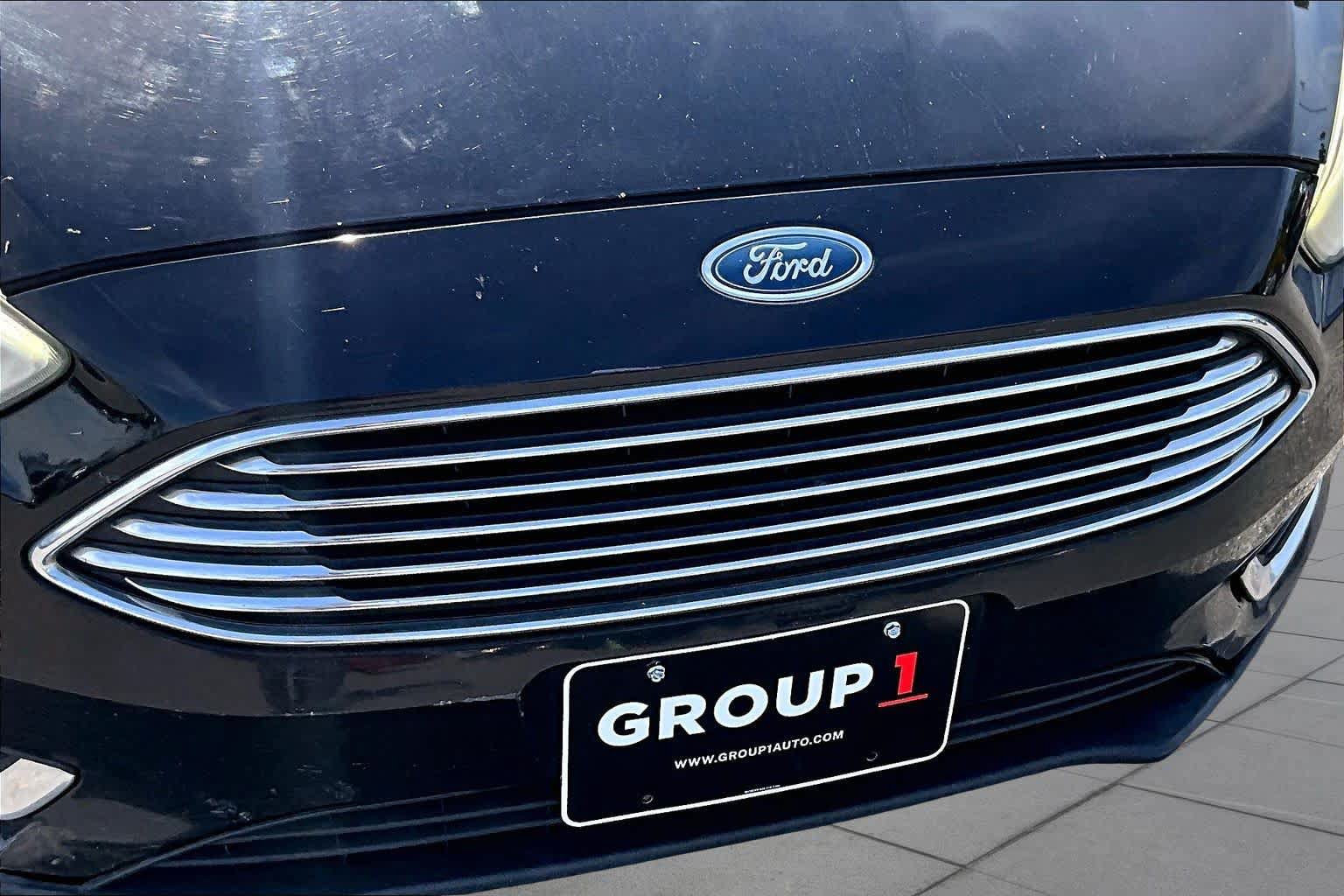 Used 2016 Ford Focus Titanium FWD image 30