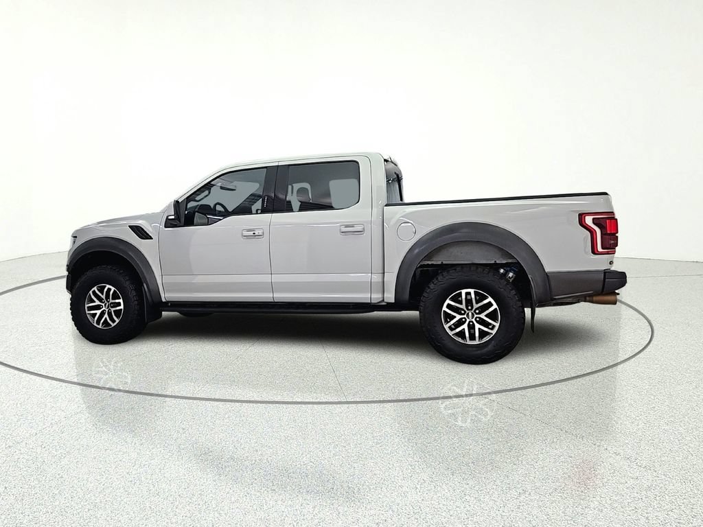 Used 2017 Ford F150 Raptor w/ Equipment Group 802A Luxury AWD/4WD image 7