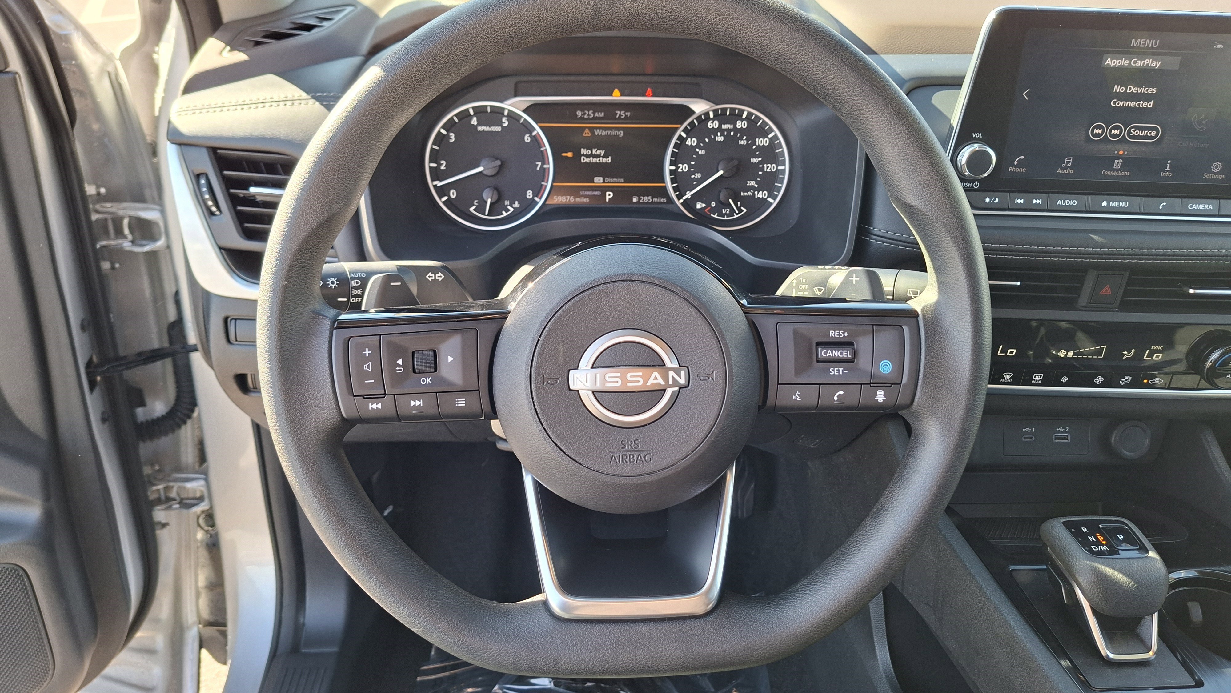 Used 2023 Nissan Rogue SV FWD image 10