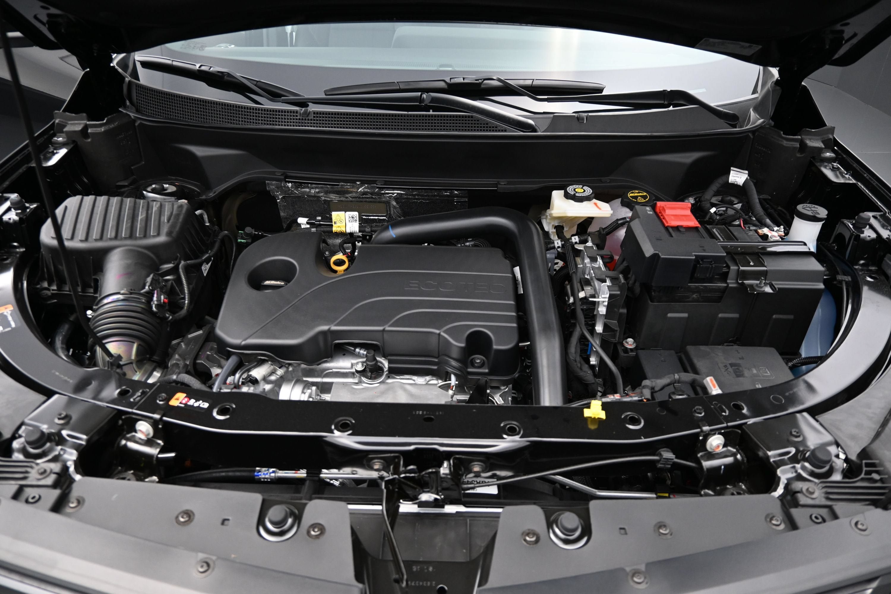 New 2027 Chevrolet Equinox LT w/ Convenience Package II FWD image 31