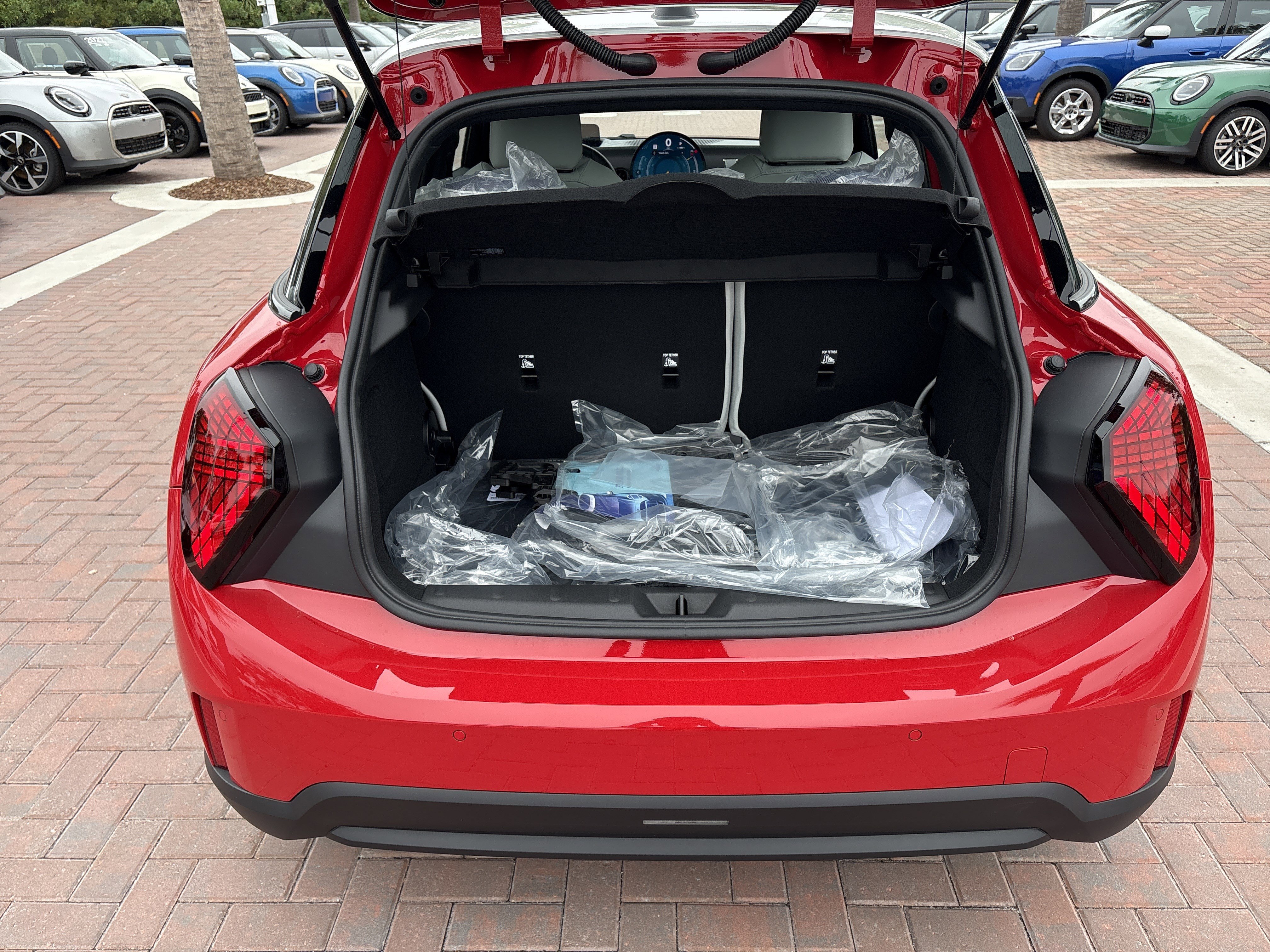 Used 2026 MINI Cooper 4-Door Hardtop image 16