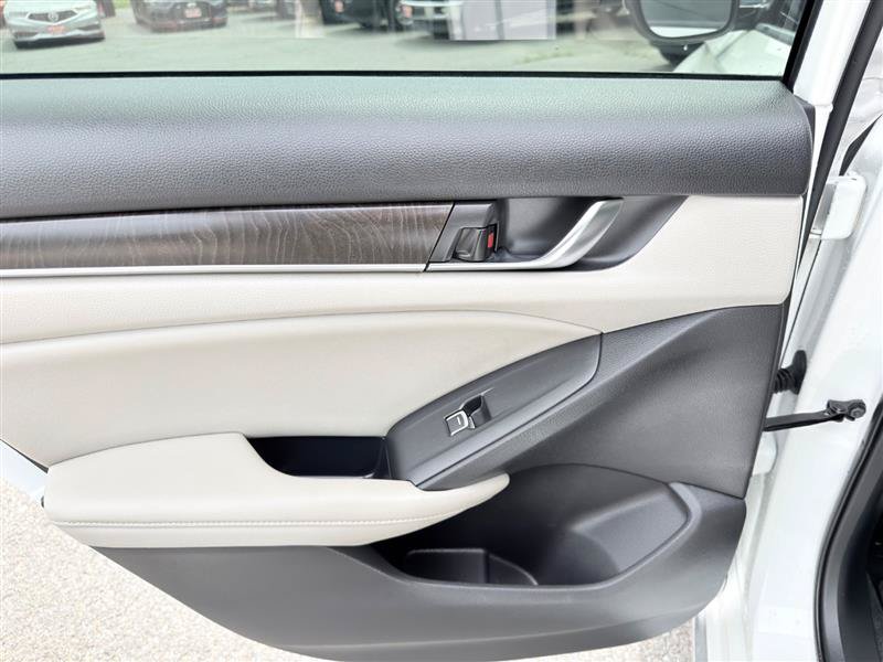 Used 2018 Honda Accord EX-L image 18