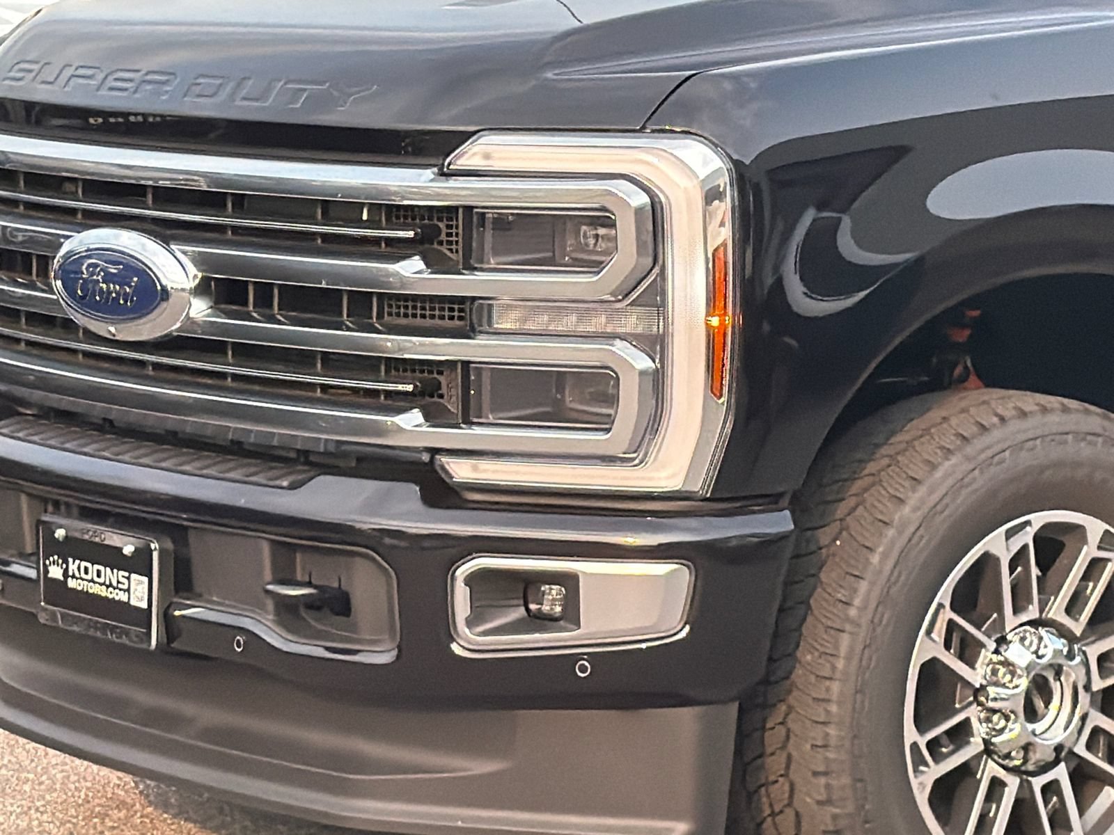 New 2026 Ford F250 Platinum w/ Platinum Plus Package AWD/4WD image 2