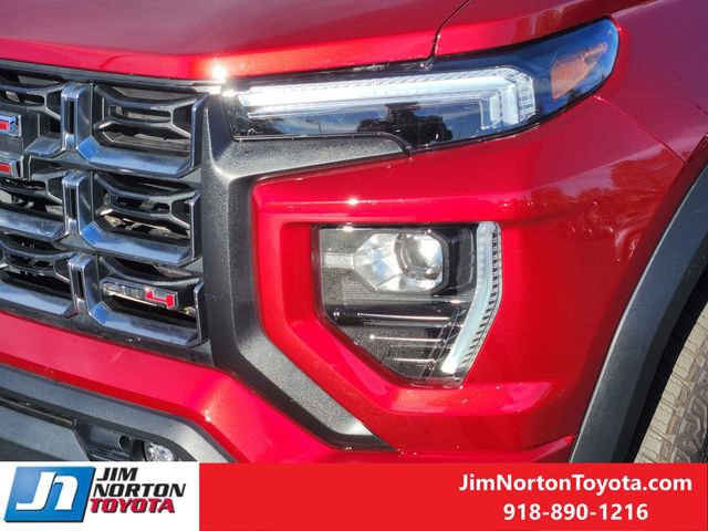 Used 2025 GMC Canyon AT4 w/ Technology Plus Package image 11