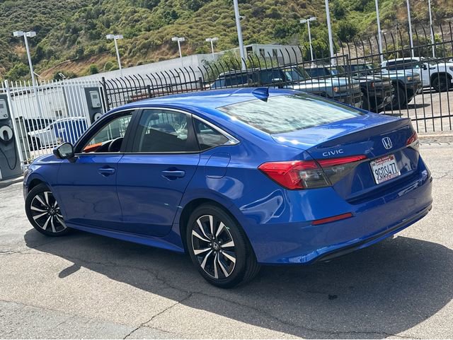 Used 2023 Honda Civic EX image 3